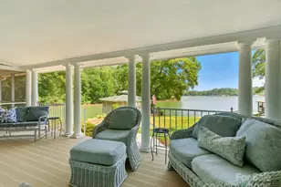 703 Island Point Rd, Mount Holly, NC 28120 - Photo 34