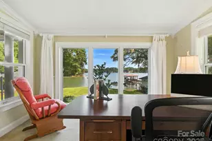 703 Island Point Rd, Mount Holly, NC 28120 - Photo 24