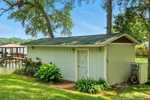 703 Island Point Rd, Mount Holly, NC 28120 - Photo 40