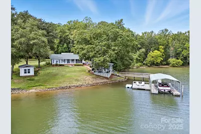 703 Island Point Road, Mount Holly, NC 28120 - Photo 10