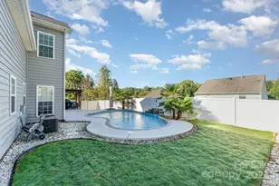 125 Louden Dr, Mooresville, NC 28115 - Photo 2