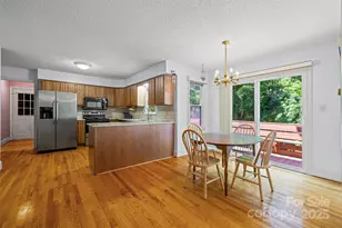 25011 Club View Dr, Tega Cay, SC 29708 - Photo 10