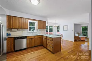 25011 Club View Dr, Tega Cay, SC 29708 - Photo 12