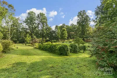 107 Zebell Street, Nebo, NC 28761 - Photo 8