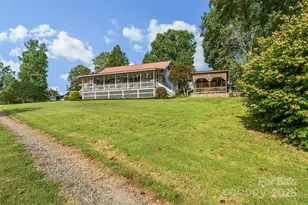 107 Zebell St, Nebo, NC 28761 - Photo 2