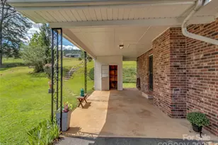 250 Reeves Cove Rd, Candler, NC 28715 - Photo 32