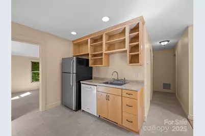 127 Franklin Road, Swannanoa, NC 28778 - Photo 16