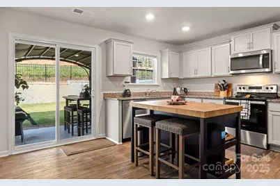 1331 Mifflin Lane, Dallas, NC 28034 - Photo 8