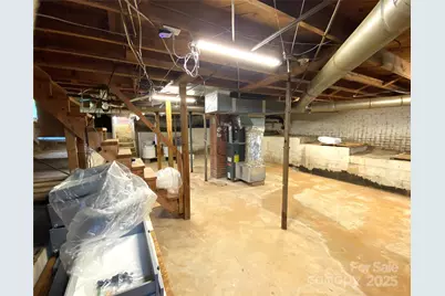 2842 1st Avenue NW, Hickory, NC 28601 - Photo 30