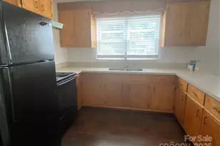 2842 1st Ave NW, Hickory, NC 28601 - Photo 10