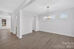 128 Canary Ln, Mooresville, NC 28115 - Photo 2