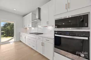 128 Canary Ln, Mooresville, NC 28115 - Photo 1