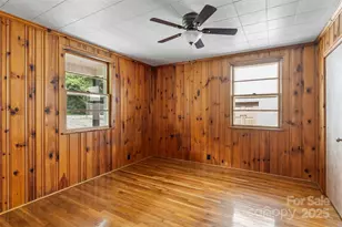 194 Virginia Dr, Marion, NC 28752 - Photo 6