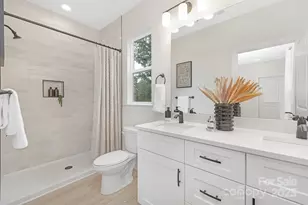 4015 Oakdale Rd, Charlotte, NC 28216 - Photo 14