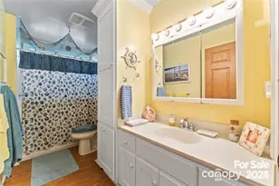 10560 Lake Royalle Rd, Spring Hope, NC 27882 - Photo 16