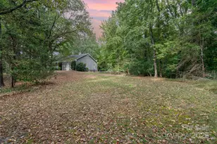 15133 Torrence Branch Rd, Charlotte, NC 28278 - Photo 32