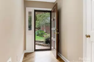 5124 Tedorill Ln, Charlotte, NC 28226 - Photo 4