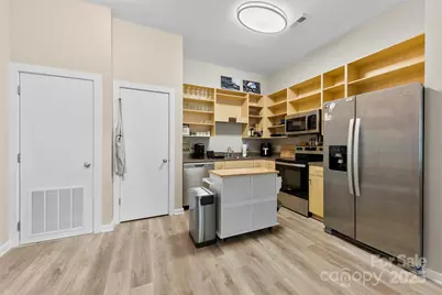 3239 Wesley Avenue, Charlotte, NC 28205 - Photo 8