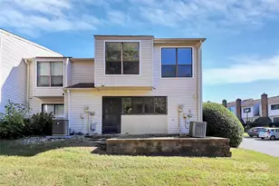 10918 Carmel Crossing Rd, Charlotte, NC 28226 - Photo 28