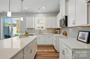 7014 Hodges Meadow Ln, Charlotte, NC 28213 - Photo 10