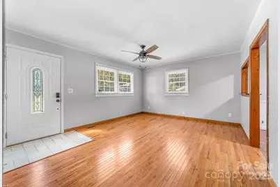806 Dogwood Drive, Dallas, NC 28034 - Photo 6