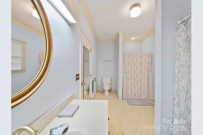 147 Walnut Avenue, Spruce Pine, NC 28777 - Photo 18