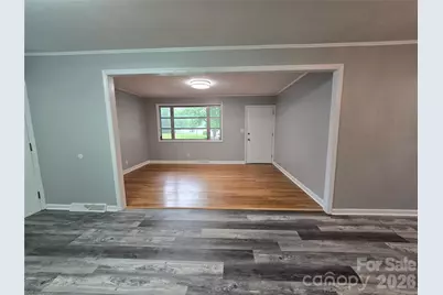 2218 W 5th Avenue, Gastonia, NC 28052 - Photo 10