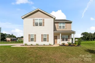 121 Asbury Pl, Lexington, NC 27295 - Photo 2