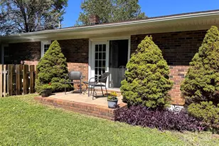 38430 Airport Rd, New London, NC 28127 - Photo 12