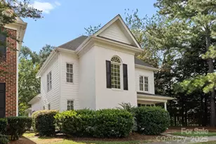 20237 Harroway Dr, Cornelius, NC 28031 - Photo 2