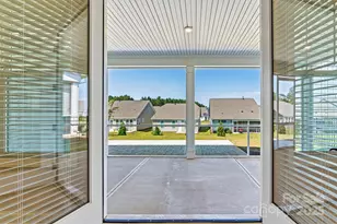 7332 Jolly Brk Dr, Charlotte, NC 28215 - Photo 34