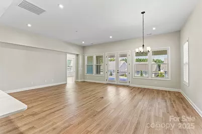 7332 Jolly Brook Drive, Charlotte, NC 28215 - Photo 10