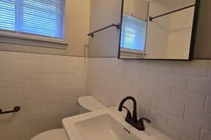 809 Wilbrown Cir, Charlotte, NC 28217 - Photo 18