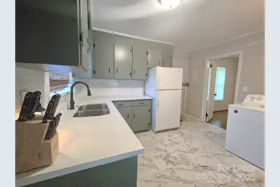 809 Wilbrown Circle, Charlotte, NC 28217 - Photo 4