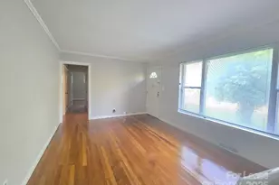 809 Wilbrown Cir, Charlotte, NC 28217 - Photo 6