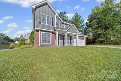 11209 Astoria Drive, Charlotte, NC 28262 - Photo 2