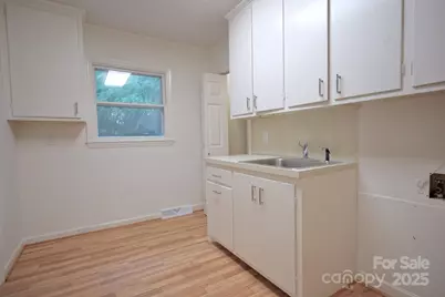 315 Dogwood Drive, Mount Holly, NC 28120 - Photo 18