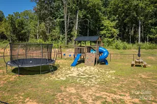 1173 Coffey Wy, Morganton, NC 28655 - Photo 22