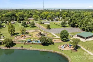 247 Water Oak Dr, Pineville, NC 28134 - Photo 40