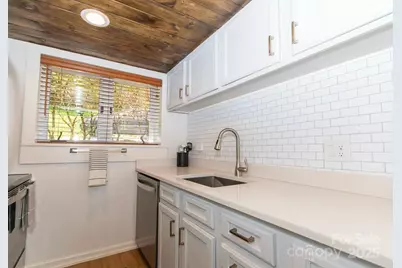 220 Northridge Road #25, Beech Mountain, NC 28604 - Photo 18