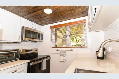 220 Northridge Road #25, Beech Mountain, NC 28604 - Photo 16