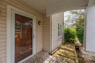 589 Pisgah Dr, Canton, NC 28716 - Photo 4