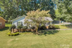 5733 Ganymede Pl, Charlotte, NC 28227 - Photo 32