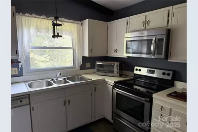 516 Averys Creek Road, Arden, NC 28704 - Photo 10