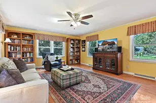 900 Camborne Pl, Charlotte, NC 28210 - Photo 16