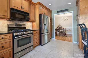 900 Camborne Pl, Charlotte, NC 28210 - Photo 20