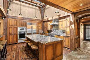 113 Forest Hills Dr, Black Mountain, NC 28711 - Photo 4