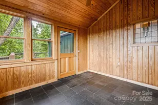 55 Glade Ln, Black Mountain, NC 28711 - Photo 18