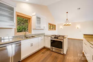 55 Glade Ln, Black Mountain, NC 28711 - Photo 14