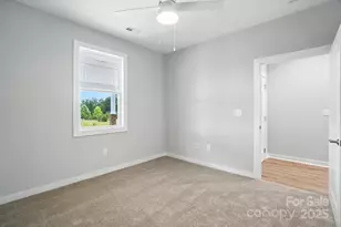 1524 29th Street SE, Hickory, NC 28602 - Photo 32